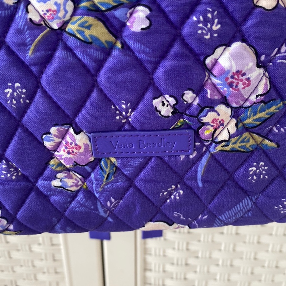 Vera Bradley WILD ROSES LARGE BACKPACK XL NWT PURPLE Travel bag floral flowers - Picture 2 of 8